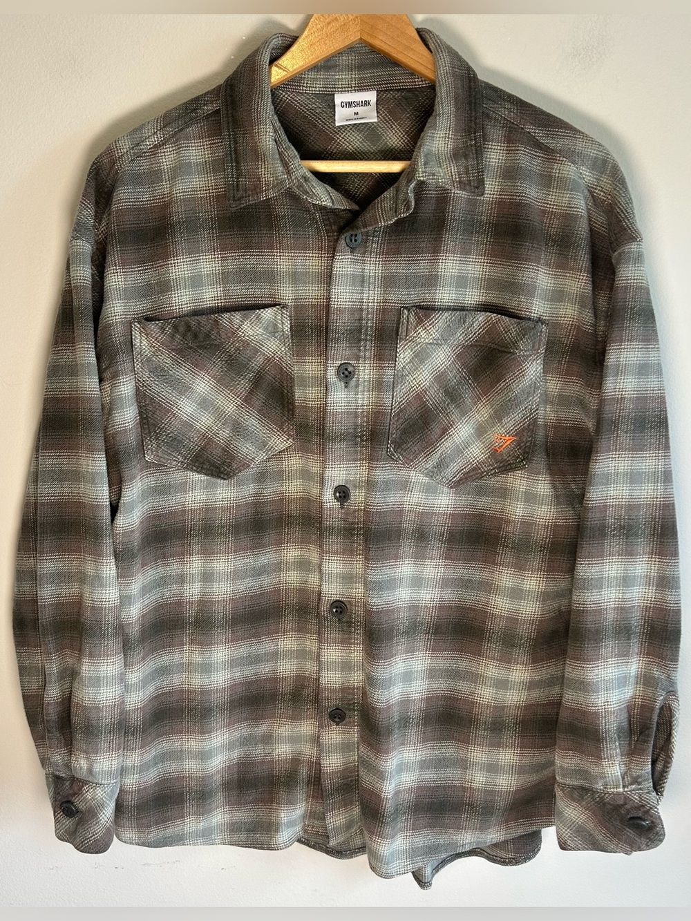 Gymshark Plaid Flannel Shirt Mens M Shacket Button Up Embroidered Spell-out